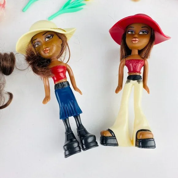 Bratz Dolls Wigs Suitcase Boombox Backpack Toy Accessories Lot Pretend Play
